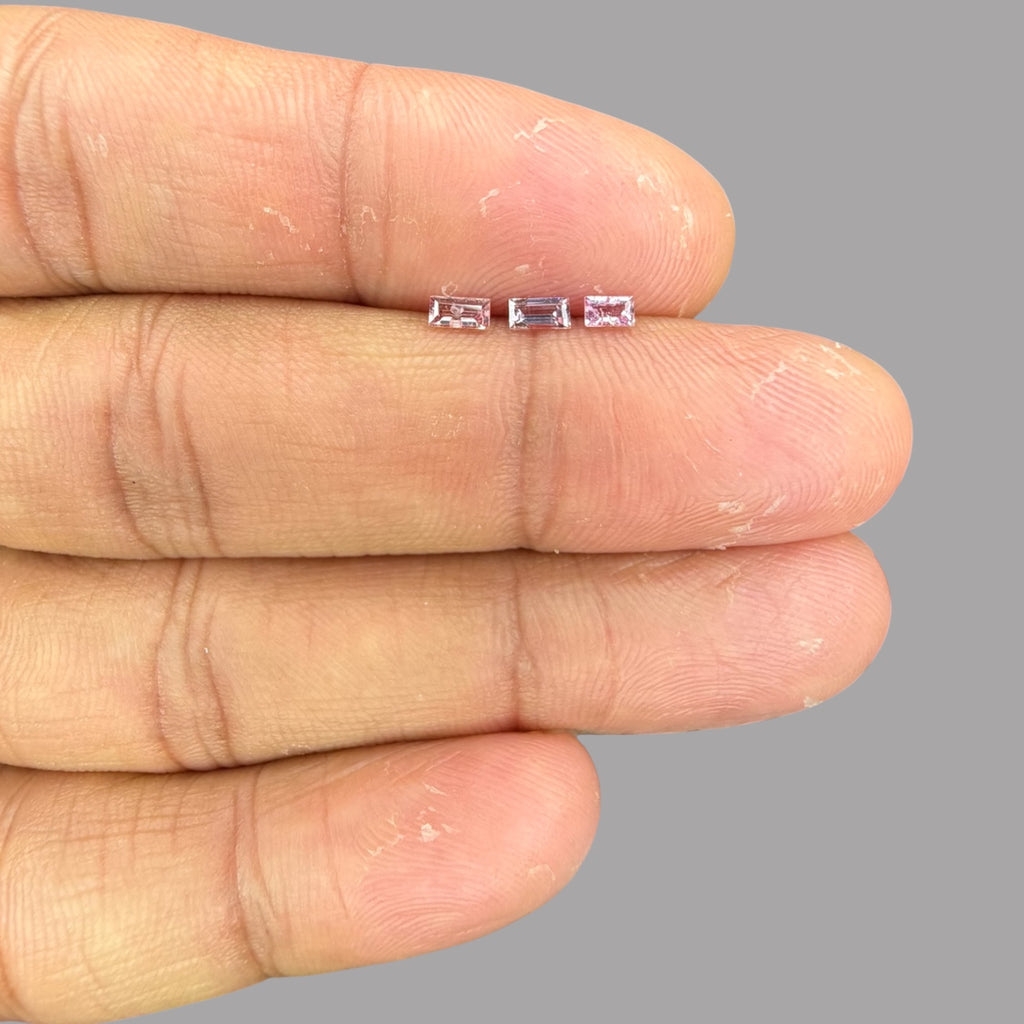 Natural Pink Sapphire Stone From 3-4 mm Size Price Per Carats (Total 25 Carats)
