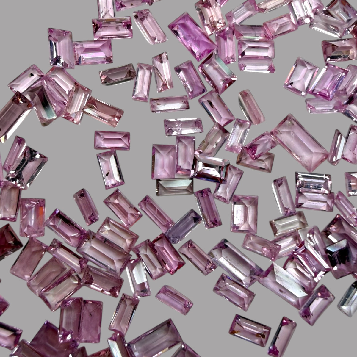 Natural Pink Sapphire Stone From 3-4 mm Size Price Per Carats (Total 25 Carats)
