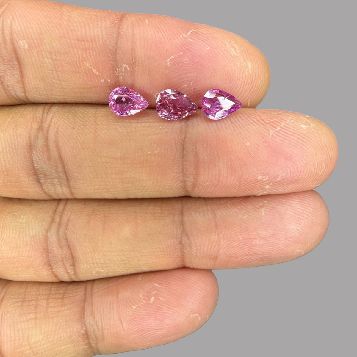 Natural Pink Sapphire Stone From 7 x 5 mm Size Price Per Carats (Total 40.55 Carats)