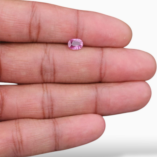 Natural Pink Sapphire Stone In Oval Shape 0.93 Carats & Size 7.1x5.1mm