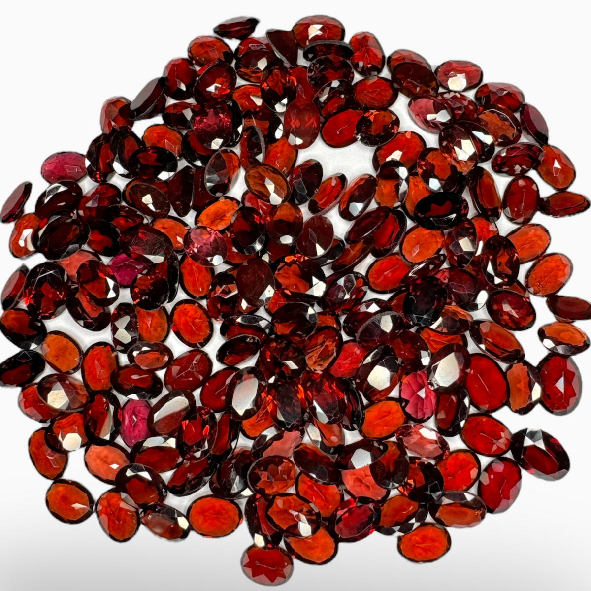 Natural Red Garnet Stone Oval 5x7 mm 0.80Carats