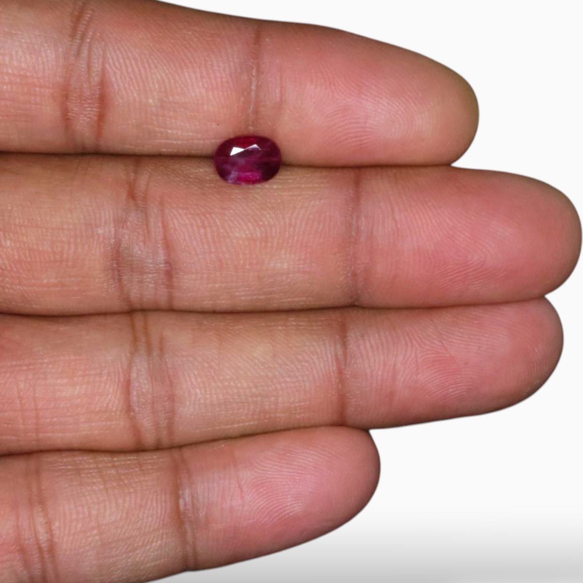 Natural Ruby Gemstone In Oval Shape 1.41 Carats 8x5.9mm Size