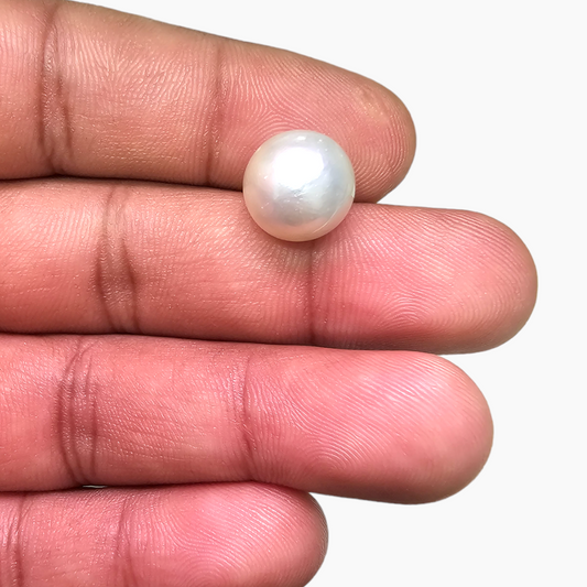 Natural South Sea Pearl Stone 10.17 Carats Round Cut (11 mm)