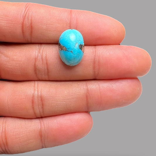 Natural Turquoise Stone 11.53 Carats 17 x 11.9 x 7 mm in Oval