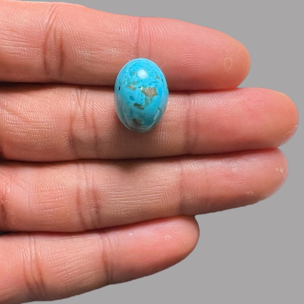 Natural Turquoise Stone 14.29 Carats 17 x 12.5 x 9.5 mm in Oval