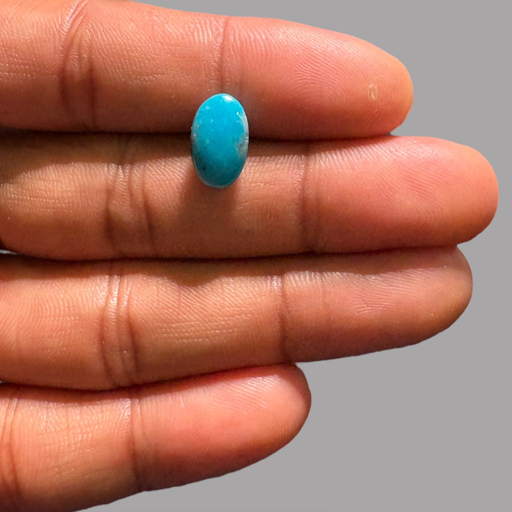 Natural Turquoise Stone 2.84 Carats 13.1 x 7.9 x 3.9 mm in Oval
