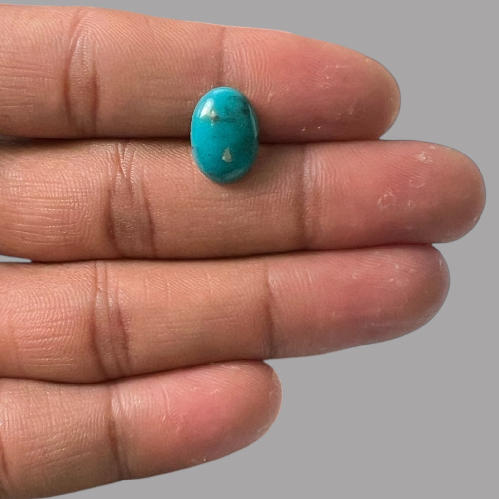 Natural Turquoise Stone 3.04 Carats 13.8 x 9.8 x 4 mm in Oval