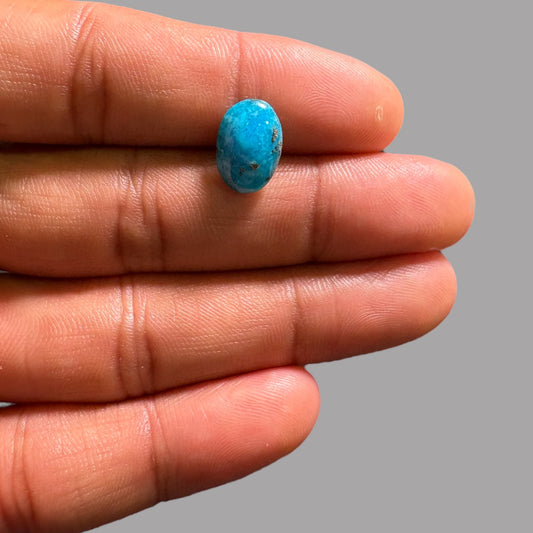 Natural Turquoise Stone 3.22 Carats 13.1 x 9 x 4 mm in Oval