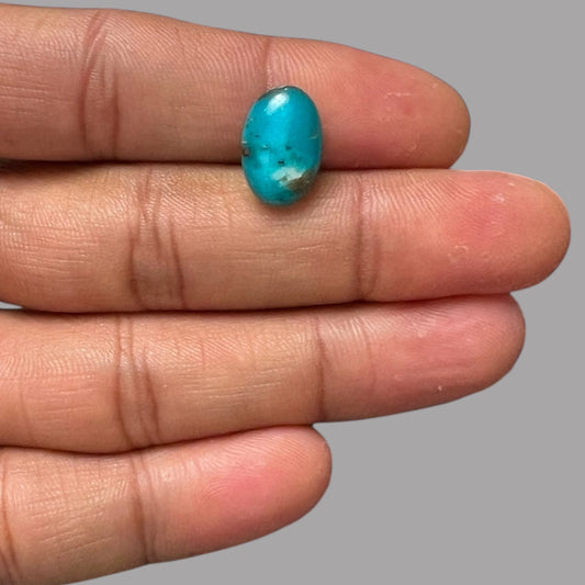 Natural Turquoise Stone 3.63 Carats 14.6 x 9.7 x 4.4 mm in Oval