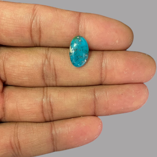 Natural Turquoise Stone 3.80 Carats 13.2 x 9.5 x 4.5 mm in Oval