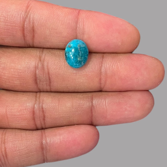 Natural Turquoise Stone 3.98 Carats 15.1 x 9.3 x 4.1 mm in Oval
