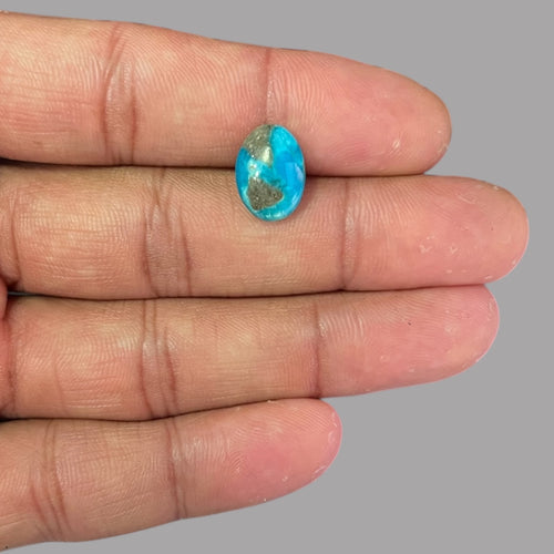 Natural Turquoise Stone 4.60 Carats 12.8 x 10.3 x 4.7 mm in Oval