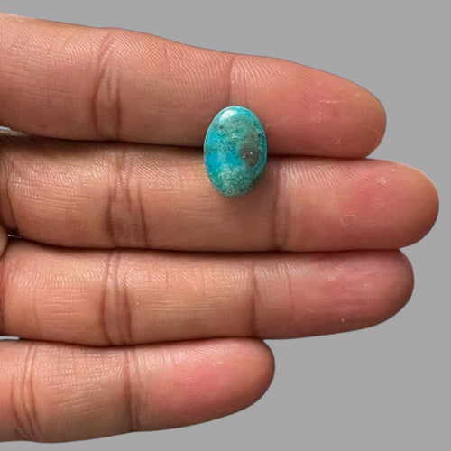 Natural Turquoise Stone 4.65 Carats 14.7 x 10.3 x 4.5 mm in Oval