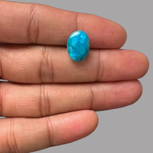 Natural Turquoise Stone 4.72 Carats 14.6 x 10.5 x 4 mm in Oval