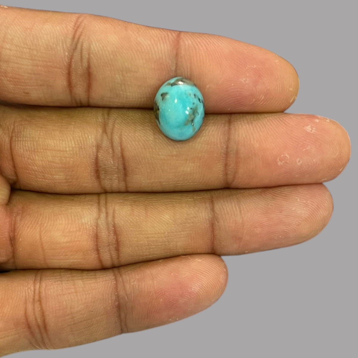 Natural Turquoise Stone 4.73 Carats 13.2 x 10.7 x 5.9 mm in Oval