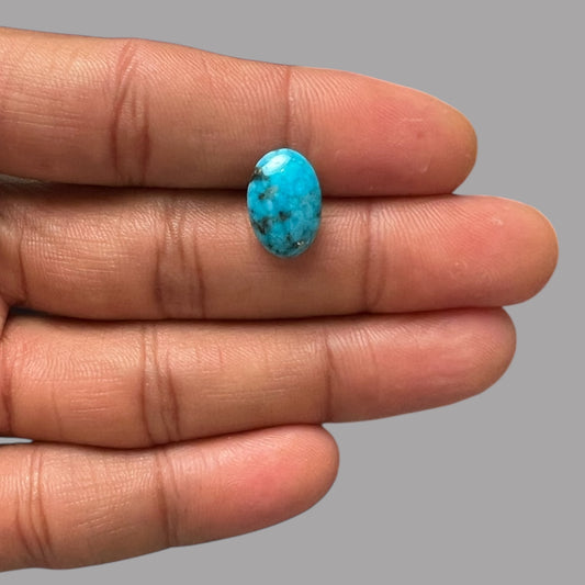 Natural Turquoise Stone 4.77 Carats 14.2 x 9.6 x 4.4 mm in Oval
