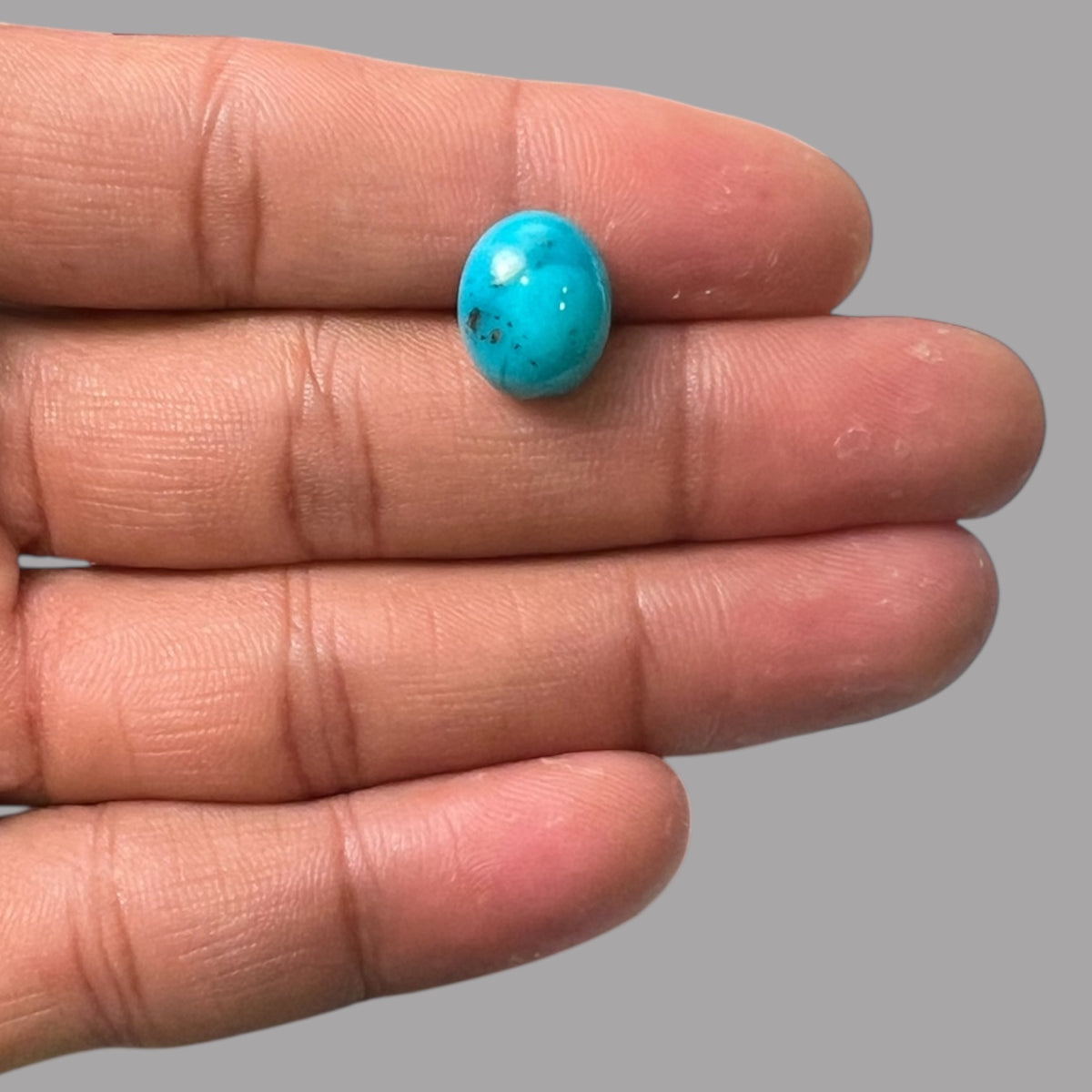 Natural Turquoise Stone 4.79 Carats 13.2 x 10.6 x 6 mm in Oval