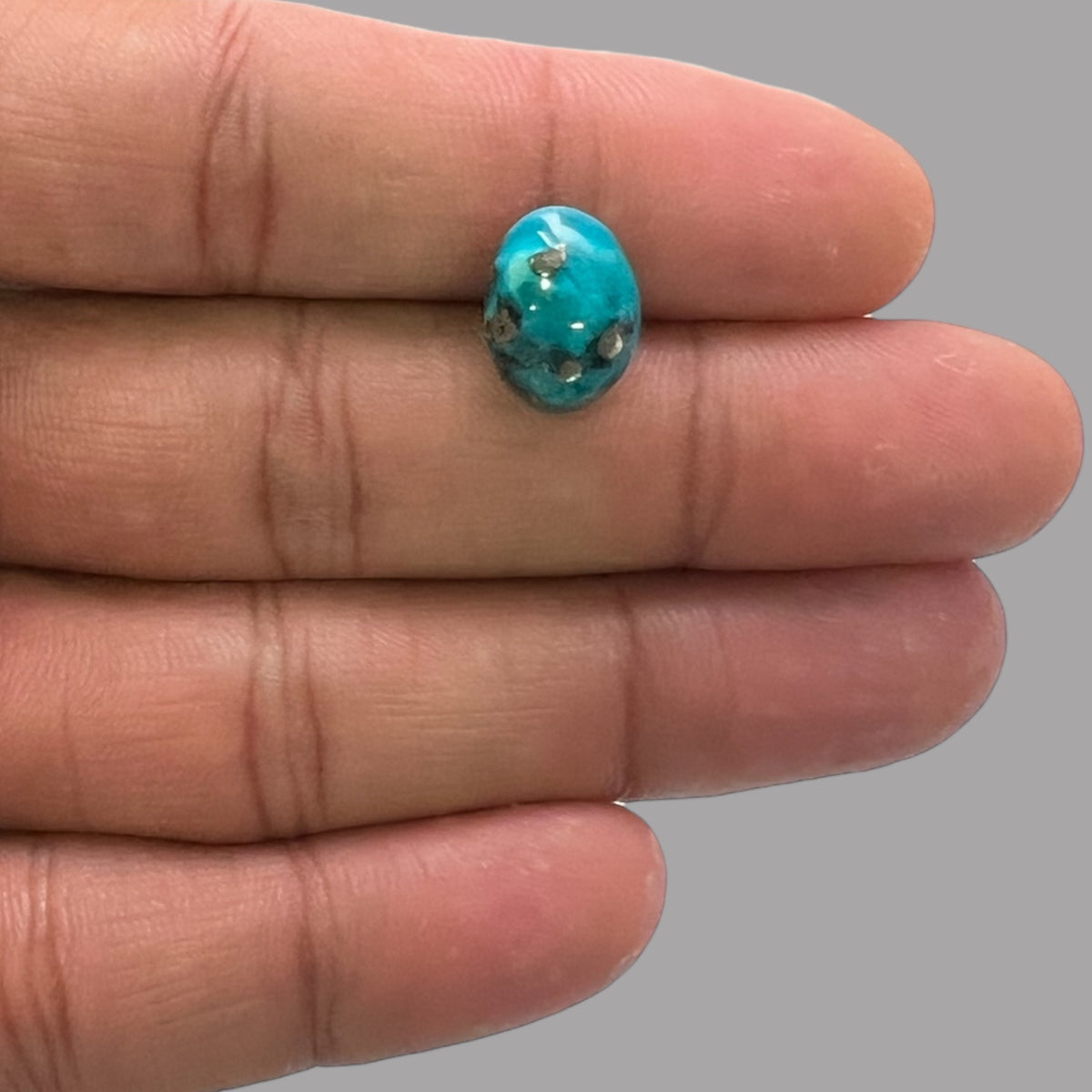 Natural Turquoise Stone 5.09 Carats 13.4 x 10 x 5.3 mm in Oval