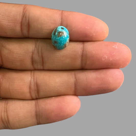 Natural Turquoise Stone 5.12 Carats 13 x 10.1 x 5.4 mm in Oval