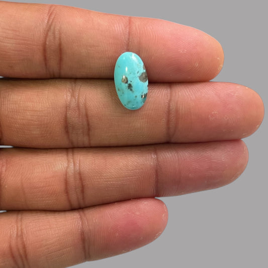 Natural Turquoise Stone 5.12 Carats 14.7 x 8.1 x 5.8 mm in Oval