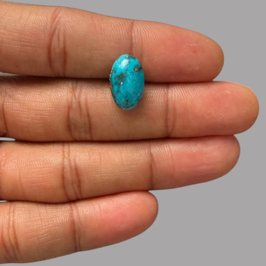 Natural Turquoise Stone 5.81 Carats 15.2 x 9.5 x 5.2 mm in Oval