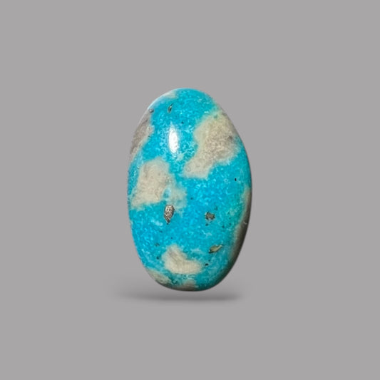 Natural Turquoise Stone 7.67 Carats 17 x 10.5 x 6 mm in Oval