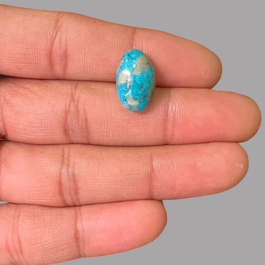 Natural Turquoise Stone 7.67 Carats 17 x 10.5 x 6 mm in Oval