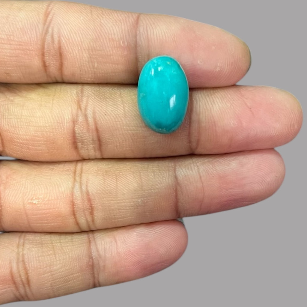 Natural Turquoise Stone 9.35 Carats 18.5 x 12.1 x 6.5 mm in Oval