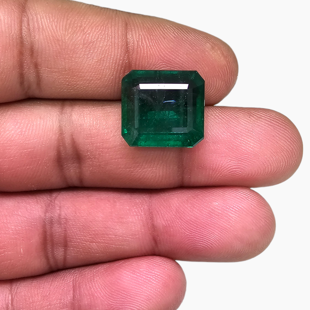 Natural Zambian Emerald Stone 13.89  Carats Emerald Cut 