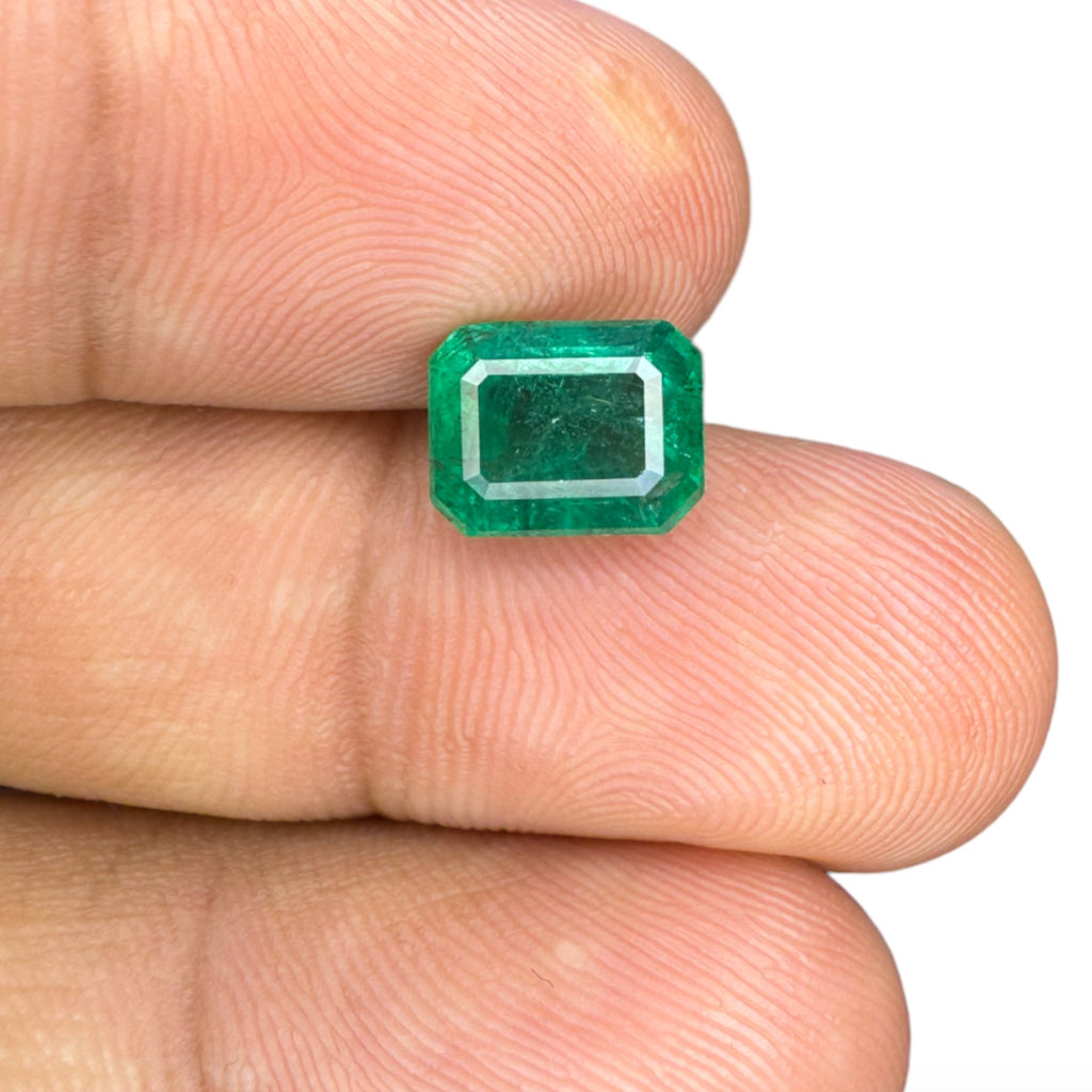 Natural Zambian Emerald Stone  2.55 carat   Emerald Cut  9x7mm