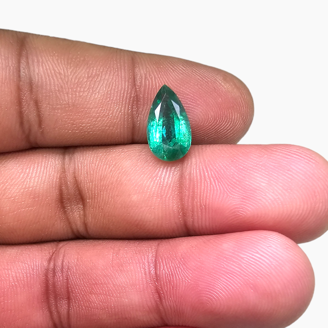 online Natural Zambian Emerald Stone 2.70 Carats Pear Cut