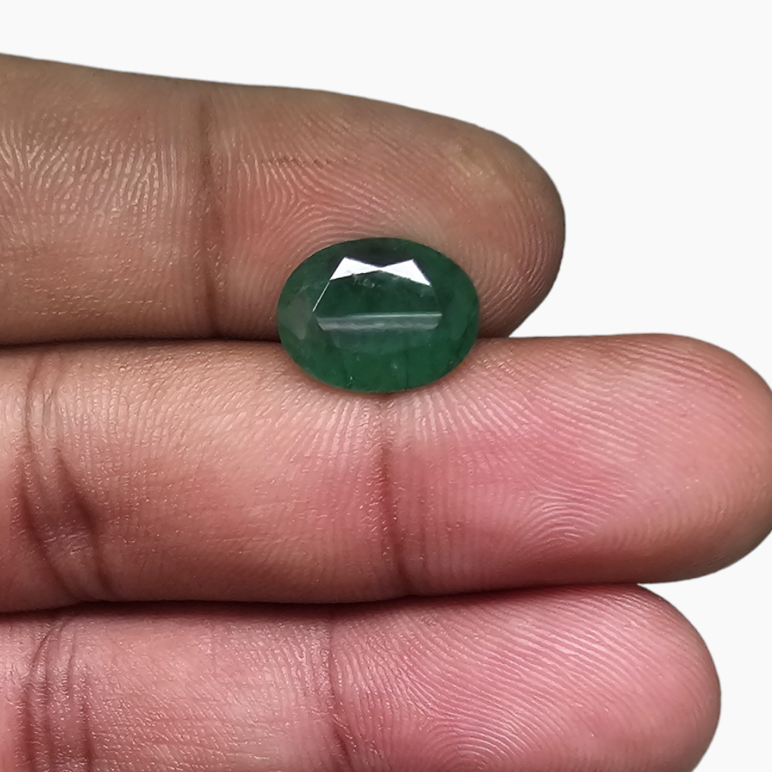 Natural Zambian Emerald Stone 3.72 Carats Oval Cut (12x9.3 mm)