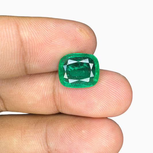 Natural Zambian Emerald Stone 4.35 carats Cushion Cut 12x10m