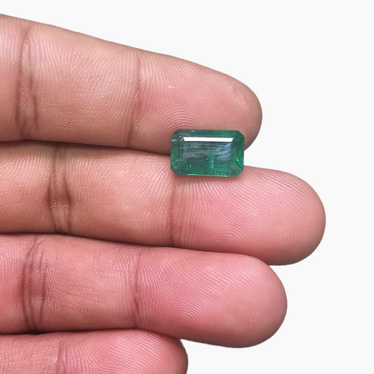 Natural Zambian Emerald Stone 4.42 Carats Emerald Cut ( 11.6x7.5x5.8 mm )