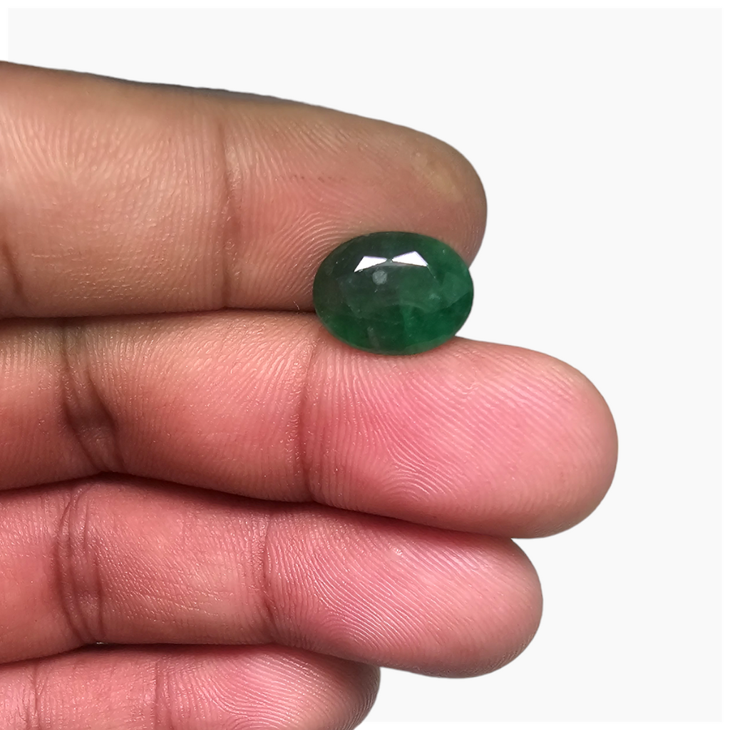 Natural Zambian Emerald Stone 4.45 Carats Oval Cut (12.5x9.5 mm)