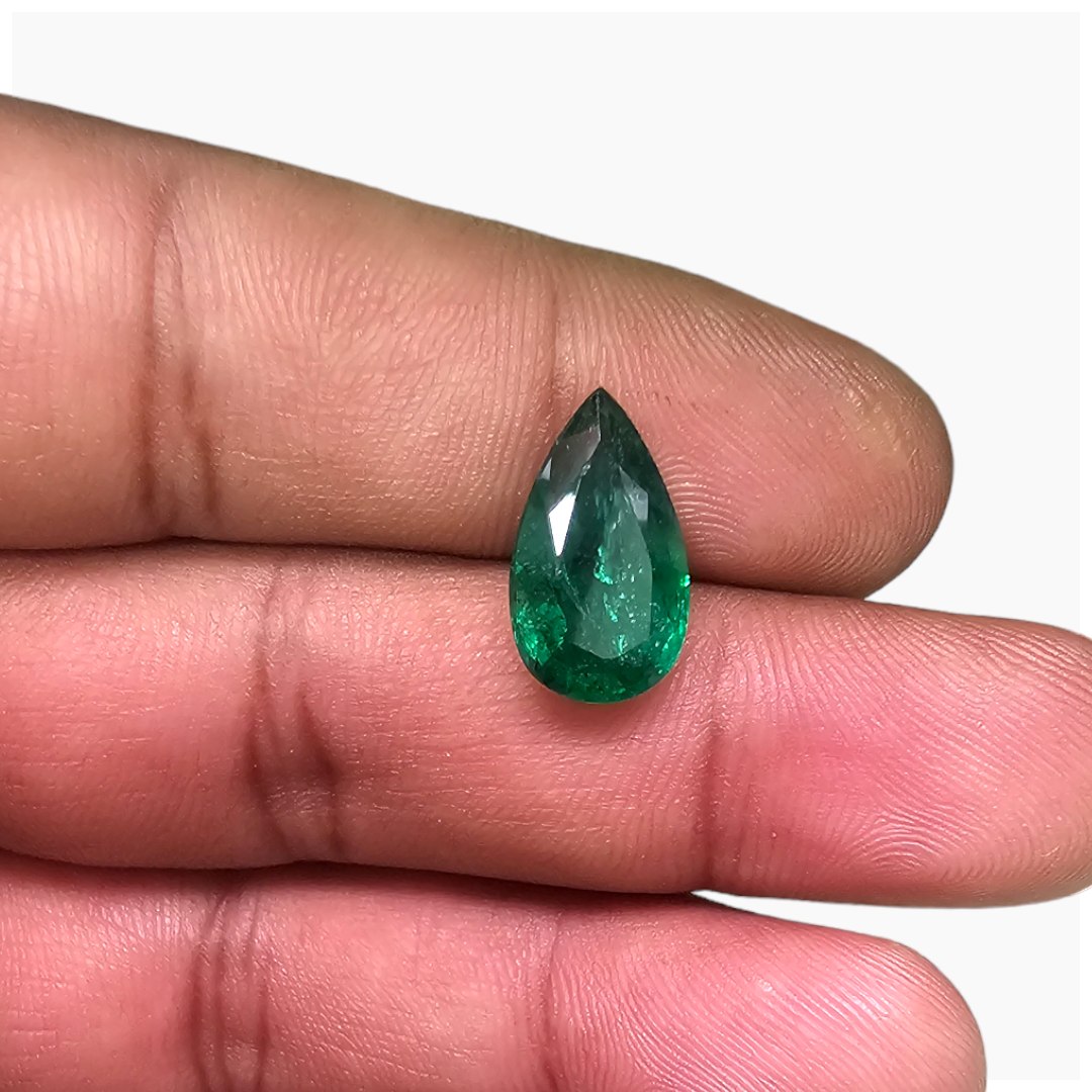 Natural Zambian Emerald Stone 4.61 Carats Pear Cut (15x9 mm )