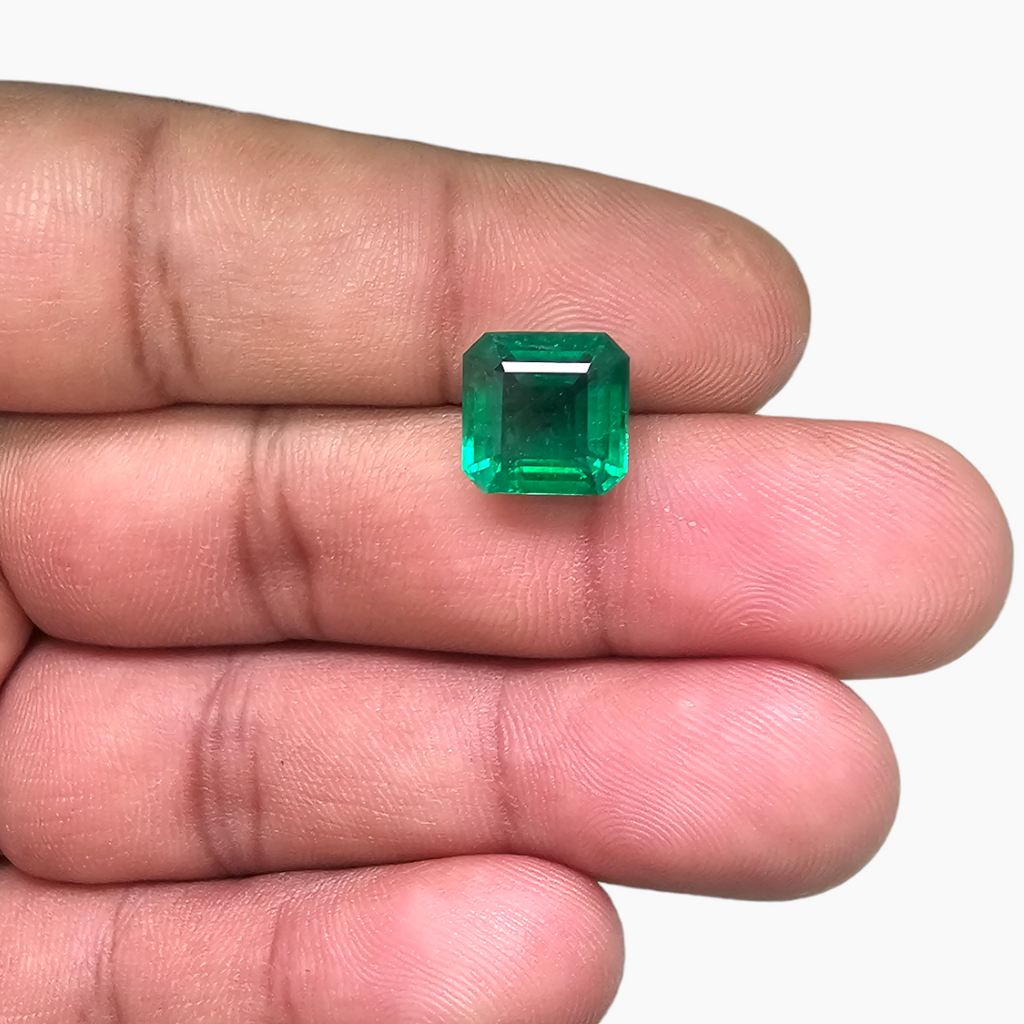 for sale Natural Zambian Emerald Stone 4.97 Carats Emerald Cut 9.58x 9.35x 6.75 mm