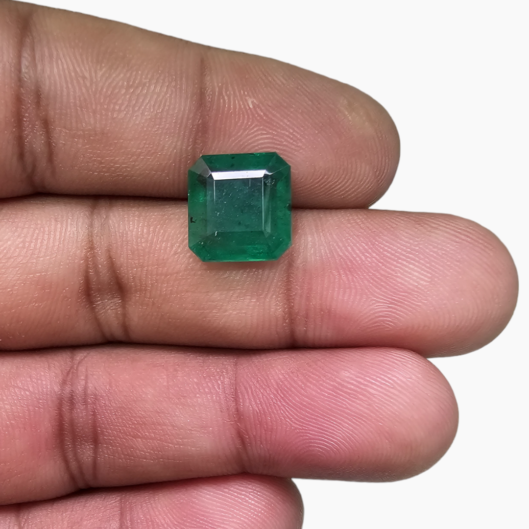 loose Natural Zambian Emerald Stone 5.30 Carats Emerald Cut 10.99x10.475.64 mm