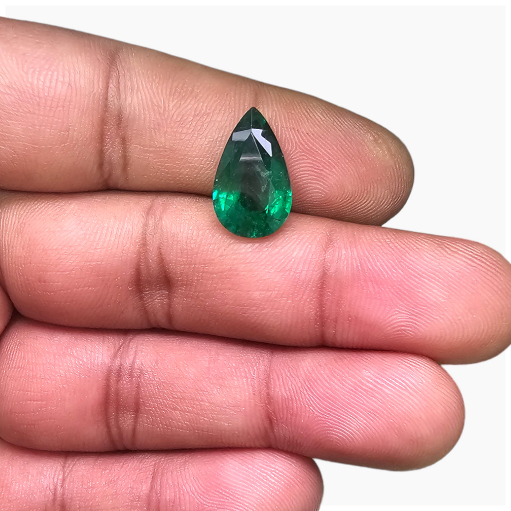 Natural Zambian Emerald Stone 5.60 Carats Pear Cut (15.8x9.8  mm)