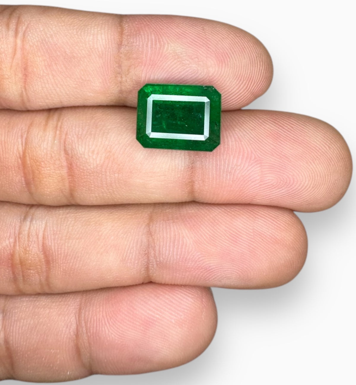 Natural Zambian Emerald Stone 7.26 Carats 13.5x10.7mm