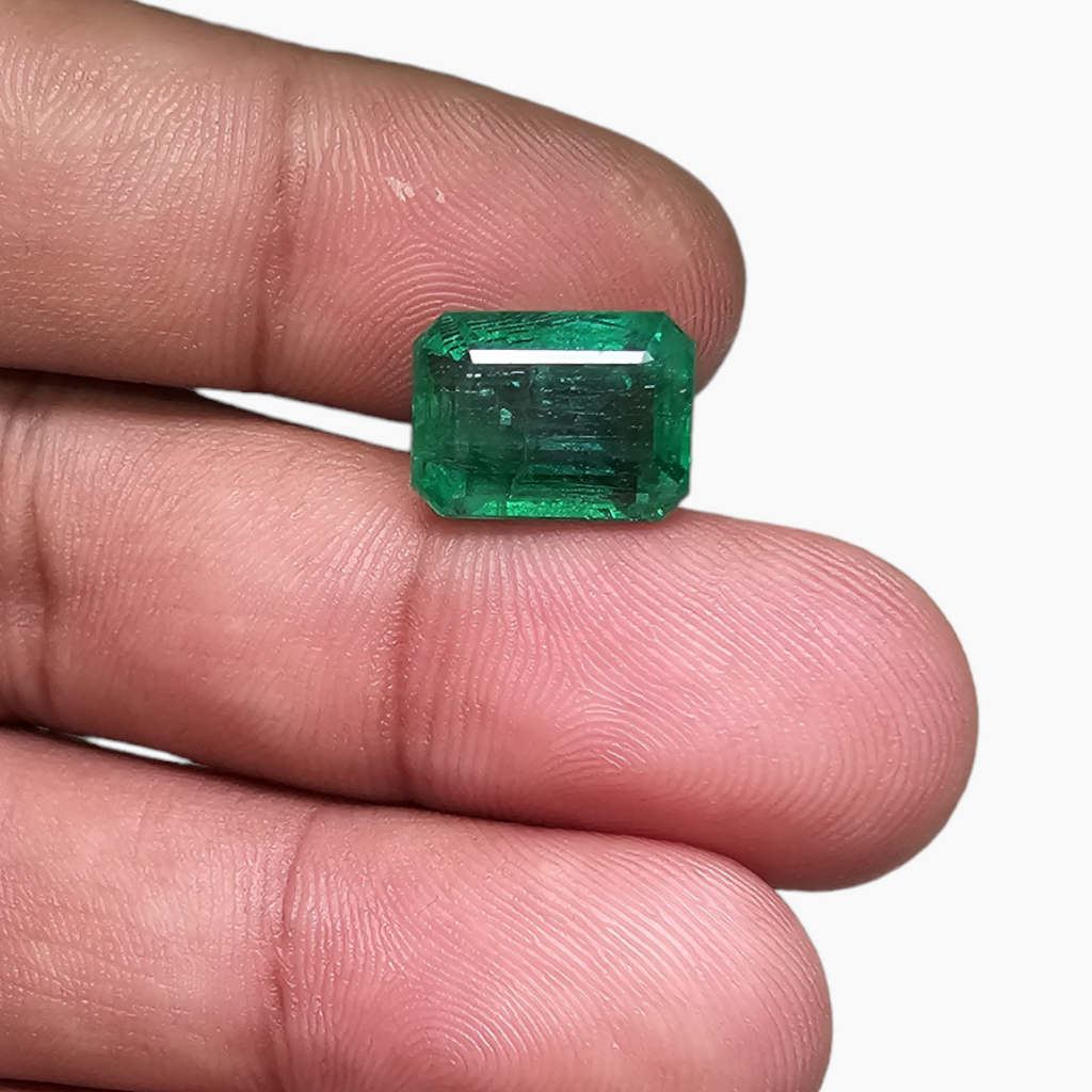 online Natural Zambian Emerald Stone 7.47 Carats Emerald Cut ( 12x7 mm )