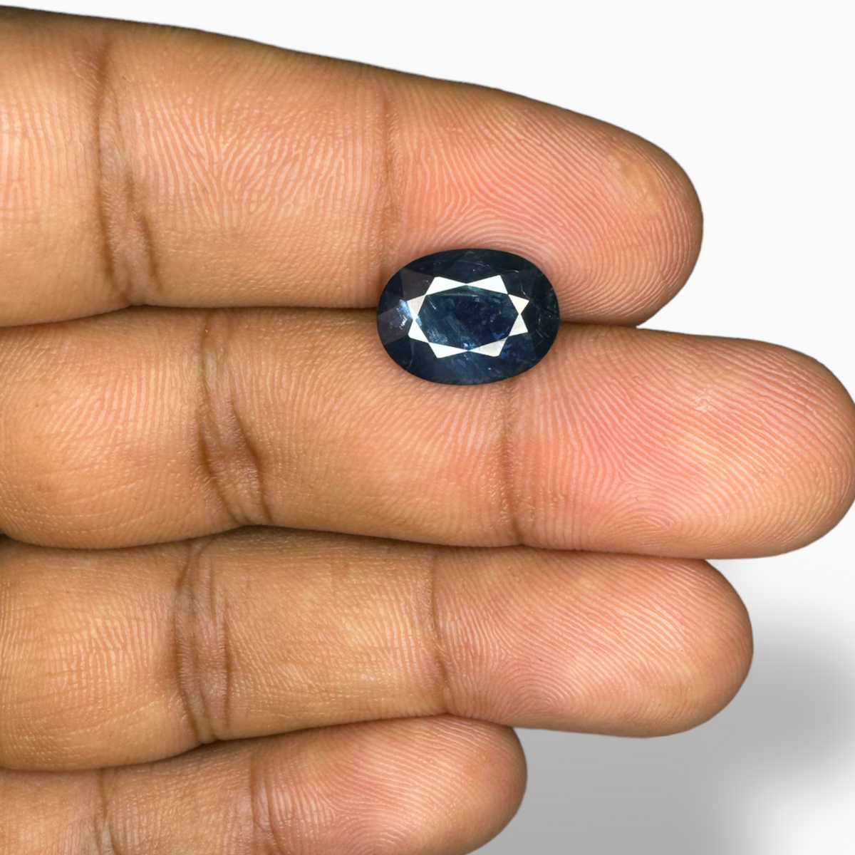 Natural Blue Sapphire Gemstone 5.52 Carats Oval Cut Shape
