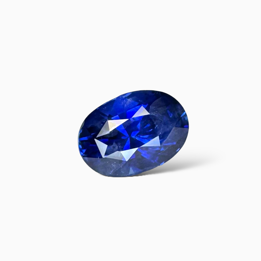 Natural Blue Sapphire Stone 3.79 Carats Oval Shape 10.36 x 7.39 x 6.14 mm