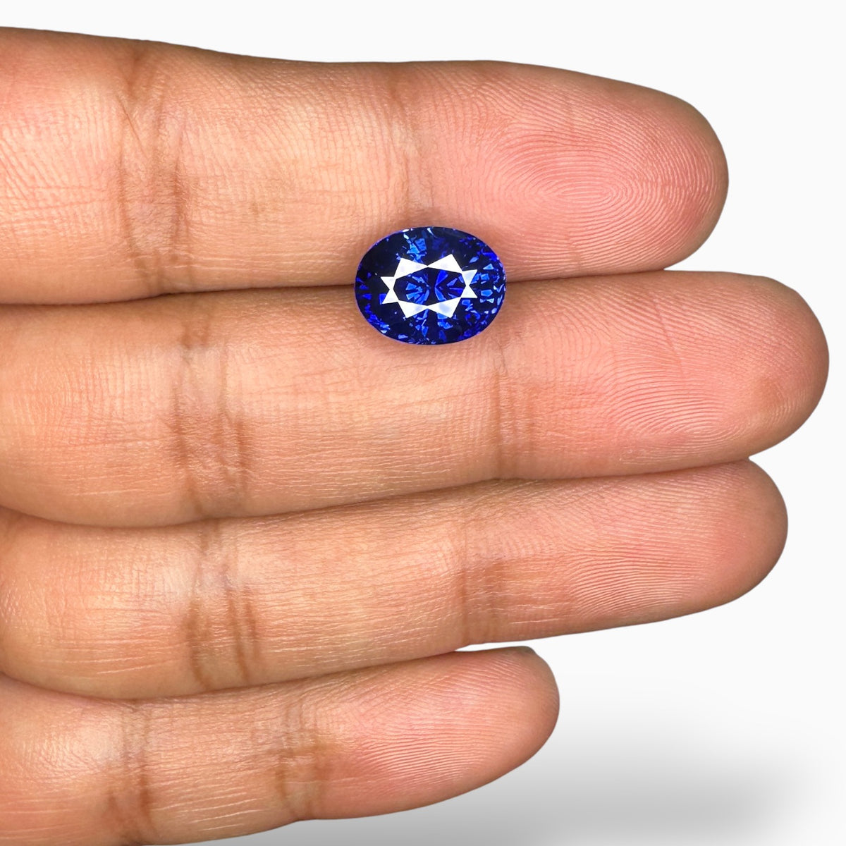 Natural Blue Sapphire Stone 6.29 Carats Oval Shape 11.21x8.81x7.89mm