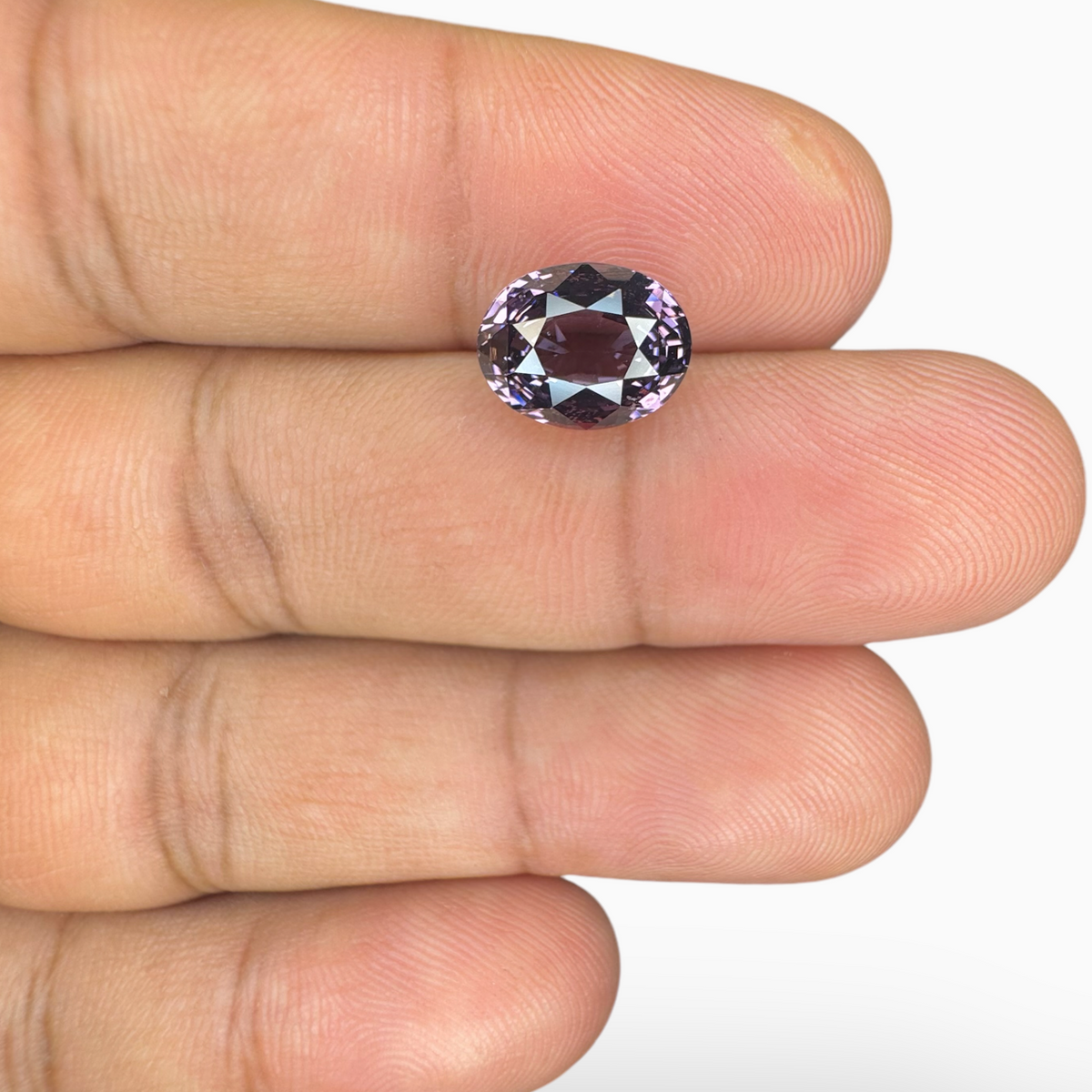 Natural Purple Spinel Stone 3.56 Carats Oval Shape (9.95 x 7.61 x 5.77 mm)