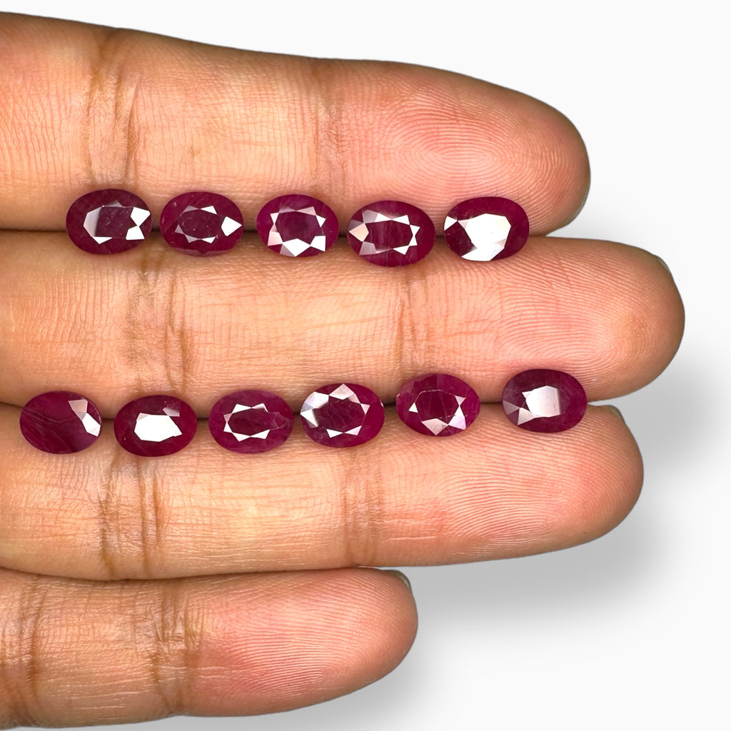Natural Ruby Oval 8x6 mm from Mozambique calibrated