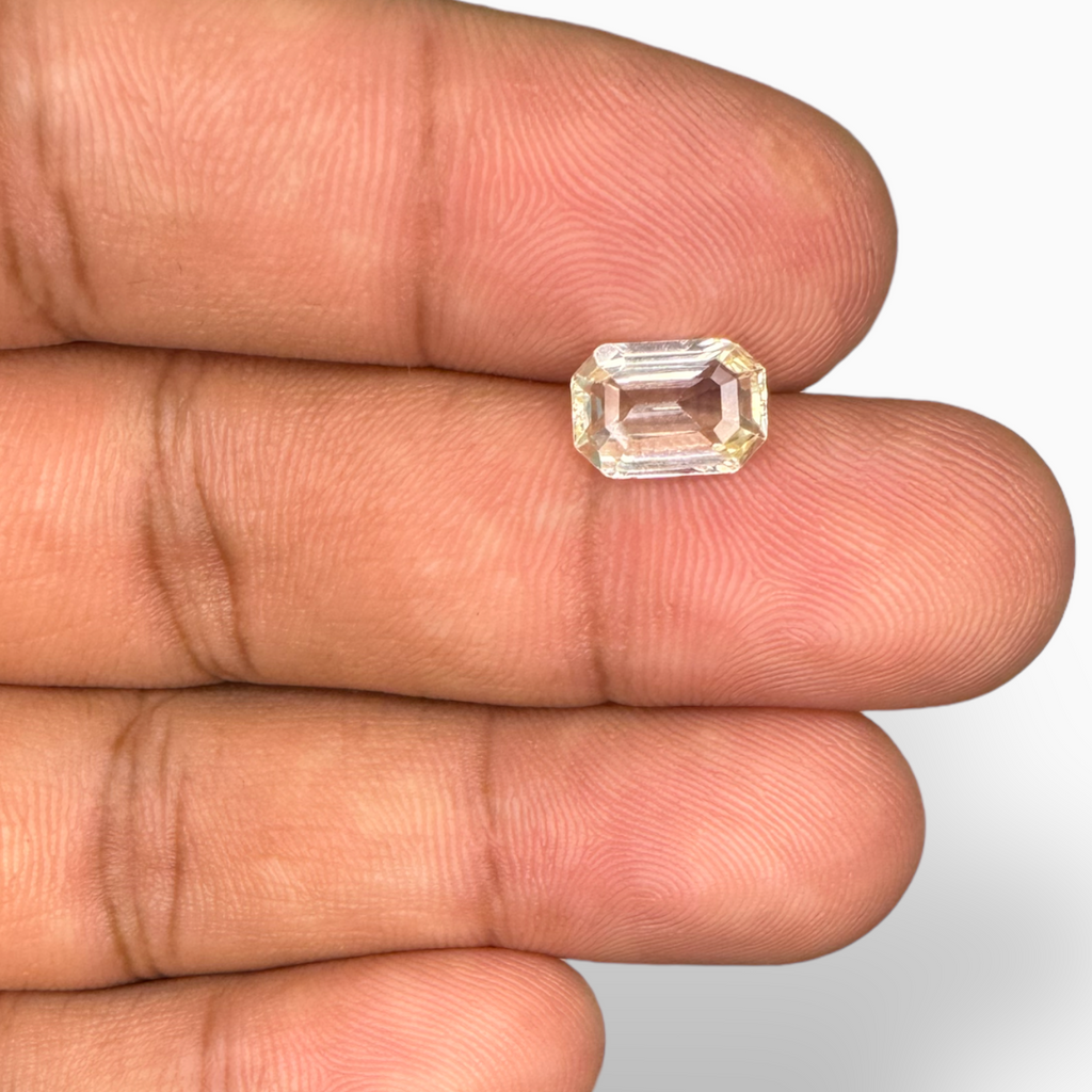 Natural Yellow Sapphire Stone  2.23 Carats 9.2 × 6.5 mm Emerald Cut