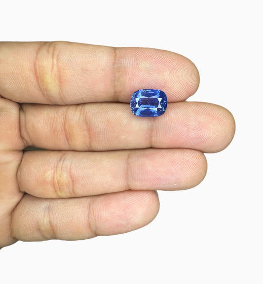 No Heat 100 % Natural Blue Sapphire 5.08 Carats  Cushion Cut 10.94 x 8.13 x 5.87 mm IGI Certified