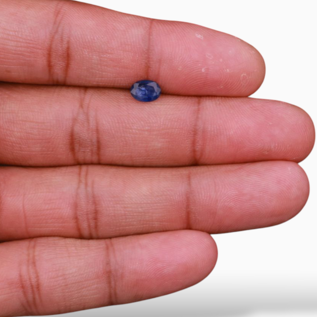 Online Sale Blue Sapphire in Oval Shape 0.87 Carats 7x5mm Size