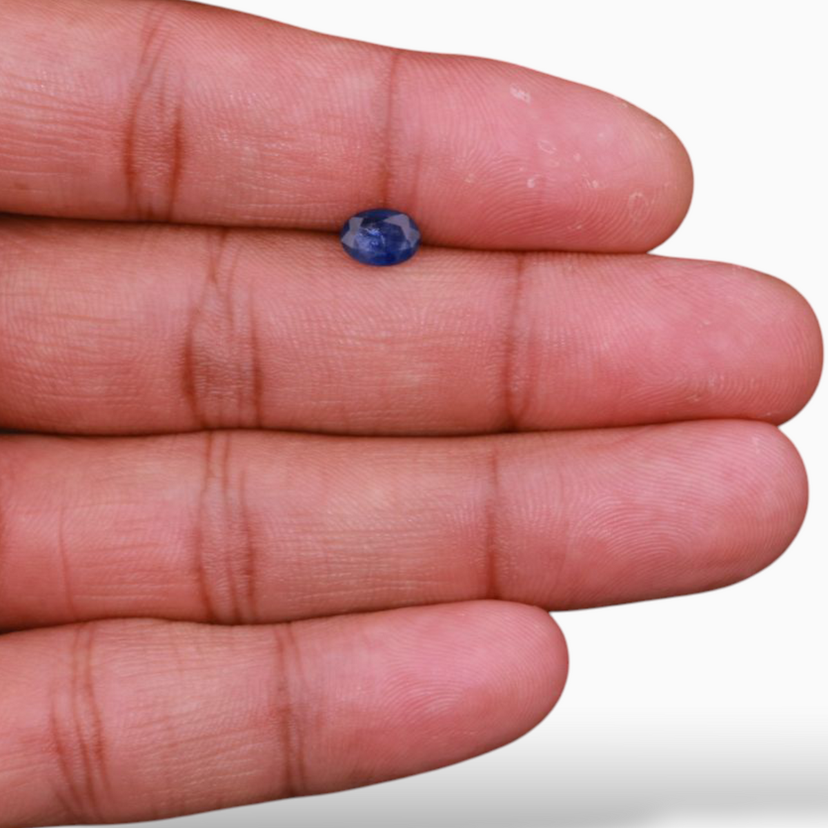 Online Sale Blue Sapphire in Oval Shape 0.87 Carats 7x5mm Size